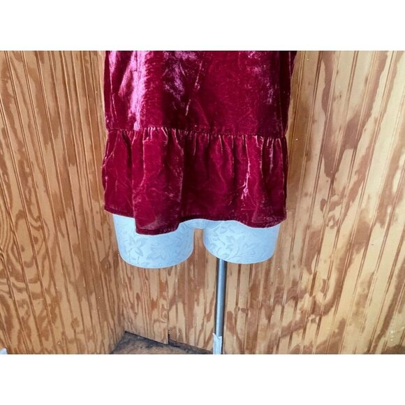 J Crew Womens Drapey Red Velvet Peplum Top Sz 2 Blouse Sleeveless Soft - Picture 3 of 10